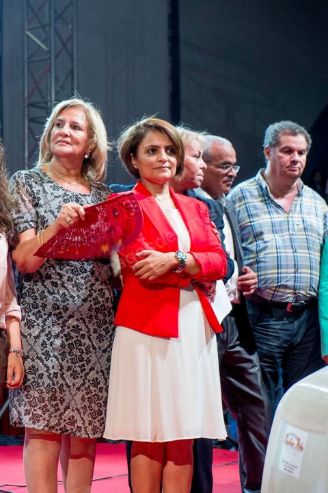9 octobre 2014 : Leila Bahri, candidate tête de liste du parti sur Tunis 1, au meeting du parti Nidaa Tounes dans le quartier populaire de Mellassine à l'ouest de Tunis. Béji Caïd Essebsi, président du parti et candidat à la présidentielle, est venue soutenir la liste de Tunis 1 pour les legislatives avec un discours plein de promesses : «Mellassine souffre de pauvreté et de marginalisation. Cette situation ne saurait durer plus longtemps». 