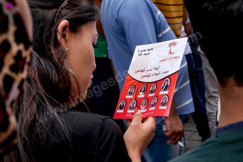 14 octobre 2014 : visite de terrain de la tête de liste Nidaa Tounes aux élections légsilatives sur Tunis 1, Leila Ouled Ali, au centre ville de Tunis. Les femmes ne représentent que 11% des candidats têtes de listes. Sortie en force Leila Ouled Ali a défilé dans les rues autour de l'avenue Bourguiba à Tunis, rencontrée les citoyens et scandée à de nombreuses reprises "Bajbouj président" en référence à leur président de parti Béji Caïd Essebsi candidat aux électiosn présidentielles.