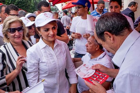 14 octobre 2014 : visite de terrain de la tête de liste Nidaa Tounes aux élections légsilatives sur Tunis 1, Leila Ouled Ali, au centre ville de Tunis. Les femmes ne représentent que 11% des candidats têtes de listes. Sortie en force Leila Ouled Ali a défilé dans les rues autour de l'avenue Bourguiba à Tunis, rencontrée les citoyens et scandée à de nombreuses reprises "Bajbouj président" en référence à leur président de parti Béji Caïd Essebsi candidat aux électiosn présidentielles.