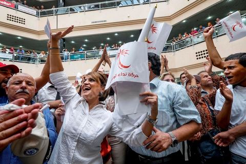 14 octobre 2014 : visite de terrain de la tête de liste Nidaa Tounes aux élections légsilatives sur Tunis 1, Leila Ouled Ali, au centre ville de Tunis. Les femmes ne représentent que 11% des candidats têtes de listes. Sortie en force Leila Ouled Ali a défilé dans les rues autour de l'avenue Bourguiba à Tunis, rencontrée les citoyens et scandée à de nombreuses reprises "Bajbouj président" en référence à leur président de parti Béji Caïd Essebsi candidat aux électiosn présidentielles.