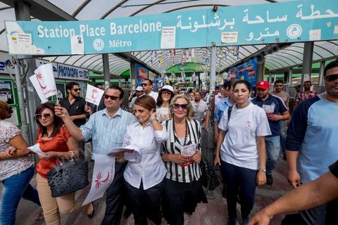 14 octobre 2014 : visite de terrain de la tête de liste Nidaa Tounes aux élections légsilatives sur Tunis 1, Leila Ouled Ali, au centre ville de Tunis. Les femmes ne représentent que 11% des candidats têtes de listes. Sortie en force Leila Ouled Ali a défilé dans les rues autour de l'avenue Bourguiba à Tunis, rencontrée les citoyens et scandée à de nombreuses reprises "Bajbouj président" en référence à leur président de parti Béji Caïd Essebsi candidat aux électiosn présidentielles.