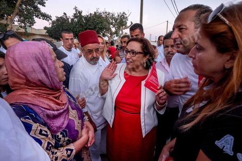 19 octobre 2014 : campagne de porte à porte dans le quartier de Gammarth village, banlieue nord de Tunis, des partisans de Nidaa Tounes. Said Aïdi, tête de liste dans cette circonscription de Tunis 2 est accompganée de ses colistiers dont Bochra Bel Hadj Hamida.