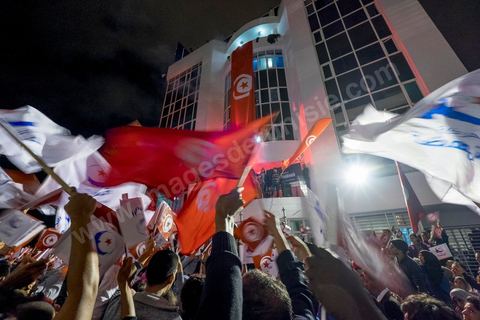 October 27, 2014: At the call of the Ennahda Party, several hundred activists gathered the day after the elections. Party leaders thanked the activists for their commitment and acknowledged their defeat in the elections. Rached Ghannouchi, president of the Islamist party, thanked the activists in his speech and acknowledged the defeat. 