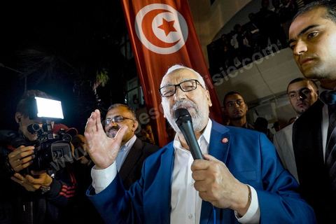 October 27, 2014: Speech by Rached Ghannouchi, President of the Islamist Ennahda Party. At the call of the Ennahda Party, several hundred supporters gathered the day after the elections. Party leaders thanked the activists for their commitment and acknowledged their defeat in the elections. Rached Ghannouchi, president of the Islamist party, thanked the activists in his speech and acknowledged the defeat. 