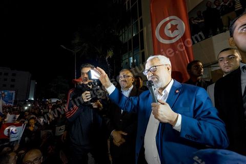 October 27, 2014: At the call of the Ennahda Party, several hundred activists gathered the day after the elections. Party leaders thanked the activists for their commitment and acknowledged their defeat in the elections. Rached Ghannouchi, president of the Islamist party, thanked the activists in his speech and acknowledged the defeat. 