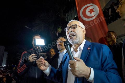 October 27, 2014: Speech by Rached Ghannouchi, President of the Islamist Ennahda Party. At the call of the Ennahda Party, several hundred supporters gathered the day after the elections. Party leaders thanked the activists for their commitment and acknowledged their defeat in the elections. Rached Ghannouchi, president of the Islamist party, thanked the activists in his speech and acknowledged the defeat. 