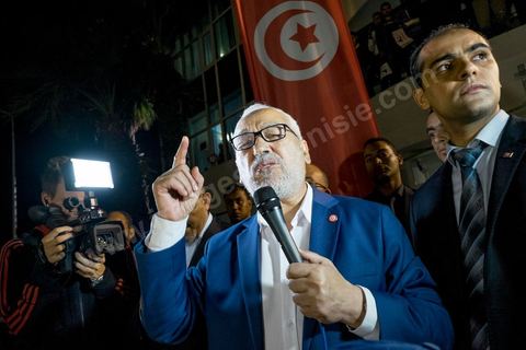 October 27, 2014: At the call of the Ennahda Party, several hundred activists gathered the day after the elections. Party leaders thanked the activists for their commitment and acknowledged their defeat in the elections. Rached Ghannouchi, president of the Islamist party, thanked the activists in his speech and acknowledged the defeat. 