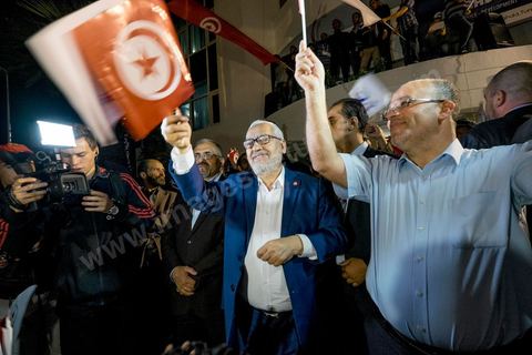 October 27, 2014: At the call of the Ennahda Party, several hundred activists gathered the day after the elections. Party leaders thanked the activists for their commitment and acknowledged their defeat in the elections. Rached Ghannouchi, president of the Islamist party, thanked the activists in his speech and acknowledged the defeat. 