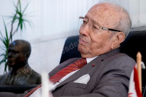 29 octobre 2014 : portrait de Béji Caïd Essebsi, Président du parti Nidaa Tounes, dans son bureau au siège du parti Nidaa Tounes. Nidaa Tounes, parti créé il y a deux ans, est sorti premier des élections législatives. 