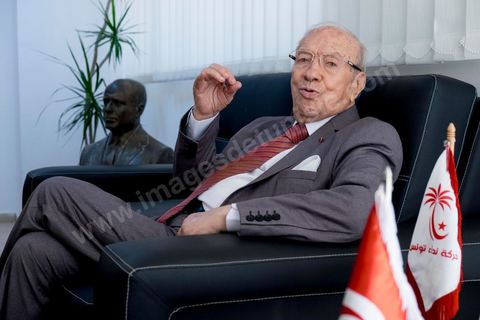 29 octobre 2014 : portrait de Béji Caïd Essebsi, Président du parti Nidaa Tounes, dans son bureau au siège du parti Nidaa Tounes. Nidaa Tounes, parti créé il y a deux ans, est sorti premier des élections législatives. 
