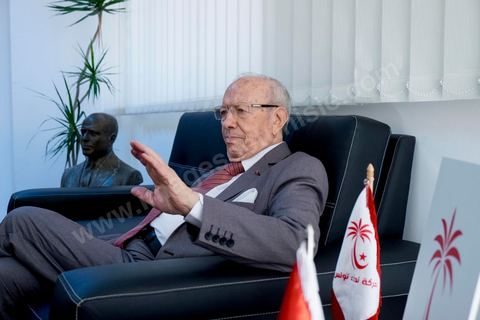 29 octobre 2014 : portrait de Béji Caïd Essebsi, Président du parti Nidaa Tounes, dans son bureau au siège du parti Nidaa Tounes. Nidaa Tounes, parti créé il y a deux ans, est sorti premier des élections législatives. 