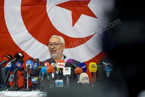30 octobre 2014 : Conférence de presse de Ennahdha en présence de Rached Ghannouchi, son président, Ali Larayedh (G), secrétaire général du parti et Abdelahamid Jelassi, directeur de campagne. Après leur défaite aux élections législatives, Rached Ghannouchi a tenu à remercier tous les électeurs qui ont voté pour son parti et assurer que son mouvement continuera à défendre les libertés et la justice transitionnelle.