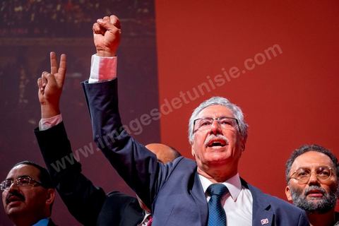 16 novembre 2014 : grand meeting politique du Front populaire, troisième force politique du pays, dans le cadre de la candidature de son président Hamma Hammami à la présidence de la république pour les élections du 23 novembre. Dans un long discours de plus d'une heure, Hammami, a assuré qu'il travaillera à l'installation d'une justice sociale et d'un équilibre entre les différentes régions du pays, avant de finir son meeting avec sa femme Radia Nasraoui, sa fille et tous ses amis et leaders du parti.