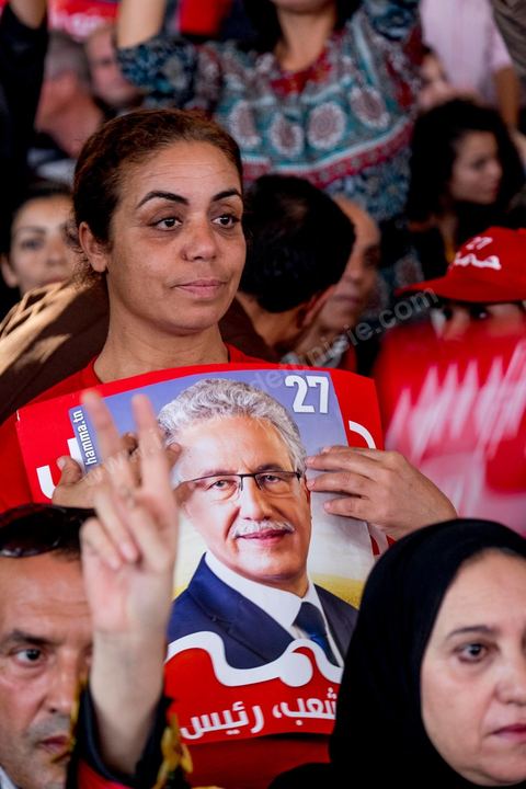 16 novembre 2014 : grand meeting politique du Front populaire, troisième force politique du pays, dans le cadre de la candidature de son président Hamma Hammami à la présidence de la république pour les élections du 23 novembre. Dans un long discours de plus d'une heure, Hammami, a assuré qu'il travaillera à l'installation d'une justice sociale et d'un équilibre entre les différentes régions du pays, avant de finir son meeting avec sa femme Radia Nasraoui, sa fille et tous ses amis et leaders du parti.