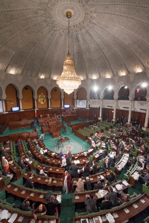 November 20, 2014: Closing session of the National Constituent Assembly to mark the end of its work. Each member of the Assembly signed a handwritten copy of the Constitution. On this occasion, Ben Jâafar delivered a speech in which he reviewed the Constituent National Assembly’s three years of work and praised the contributions not only of the deputies but also of civil society and the journalists who covered the Assembly’s proceedings and participated in its many events. 