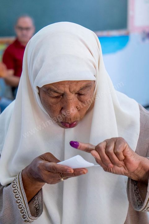 23 novembre 2014 :  Jour vote pour les élections présidentielles, les premières depuis la révolution de 2011.