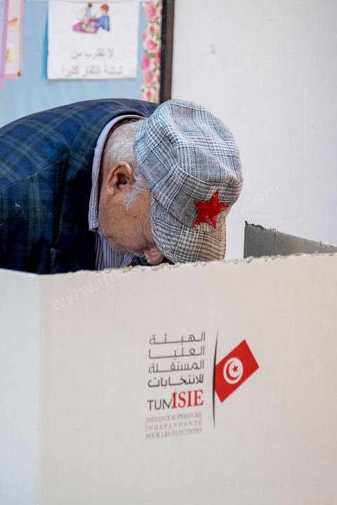 23 novembre 2014 : Jour vote pour les élections présidentielles, les premières depuis la révolution de 2011.