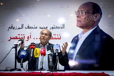 23 novembre 2014 : Moncef Marzouki, Président de la République en exercice, est venu avec sa femme à son QG de campagne pour s'informer des résultats et remercier les militants.à quelques heures après la fermeture des bureaux de vote les résultats et sondages tombent en faveur de Beji Caïd Essebsi qui devancerait de 10 points Moncef Marzouki. Marzouki improvise une conférence de presse ou il appelle le candidat Béji Caid Essebsi à un face à face télévisé en direct et lui a demandé de ne pas se désister.