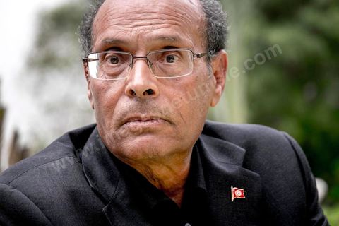 25 novembre 2014 : après une campagne éléectorale présidenteille fatiguante, le candidat à sa succession Moncef Marzouki est parti trois jours se reposer dans sa villa dans la zone touristique de Port El Kantoui au nord de Sousse. Les résultats préliminaires lui donne la seconde place avec 6 points de retard contre Beji Caid Essebsi, avec 33,43 % contre 39,46 %.