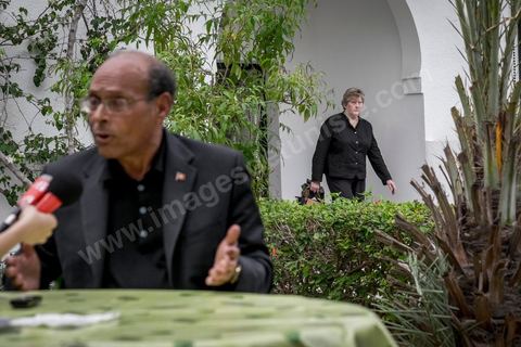 25 novembre 2014 : après une campagne éléectorale présidenteille fatiguante, le candidat à sa succession Moncef Marzouki est parti trois jours se reposer dans sa villa dans la zone touristique de Port El Kantoui au nord de Sousse. Les résultats préliminaires lui donne la seconde place avec 6 points de retard contre Beji Caid Essebsi, avec 33,43 % contre 39,46 %.