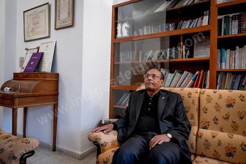 25 novembre 2014 : après une campagne éléectorale présidenteille fatiguante, le candidat à sa succession Moncef Marzouki est parti trois jours se reposer dans sa villa dans la zone touristique de Port El Kantoui au nord de Sousse. Les résultats préliminaires lui donne la seconde place avec 6 points de retard contre Beji Caid Essebsi, avec 33,43 % contre 39,46 %.