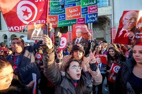 December 22, 2014: The “bajboujettes”—a nickname given to the large number of female supporters of Beji Caïd Essebsi, the anti-Islamist candidate—gathered in front of the party’s campaign headquarters in the very upscale Berges du Lac neighborhood of Tunis as soon as the victory was officially announced.