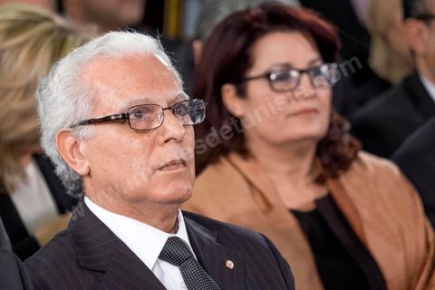 6 février 2015 : Mohamed Salah Ben Aïssa, Ministre de la Justice. deux jours après le vote de confiance du nouveau gouvernement de Habib Essid à l'assemblée avec une large majorité pour de 166 sièges sur 217, cérémonie de pretsation de serment et photo du nouveau gouvernement au Palais de Carthage autour du Président de la République Béji Caïd Essebsi. Les 44 ministres et secrétaires d’Etat choisis par le Chef du gouvernement Habib Essid se sont présentés, chacun son tour, devant le président de la République pour prêter serment sur le Coran.