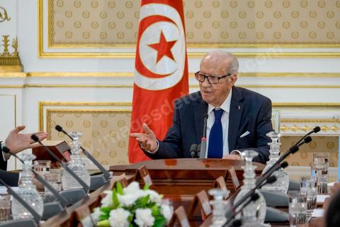 March 19, 2015: First extraordinary joint meeting of the Supreme Council for Internal Security and the Supreme Council of the Armed Forces, chaired by President Béji Caid Essebsi, the Prime Minister, and the Ministers of the Interior and Defense, at the Carthage Palace. “Tunisia is at war,” declared the President.