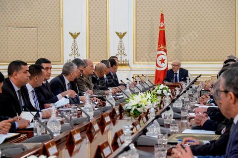 March 19, 2015: First extraordinary joint meeting of the Supreme Council for Internal Security and the Supreme Council of the Armed Forces, chaired by President Béji Caid Essebsi, the Prime Minister, and the Ministers of the Interior and Defense, at the Carthage Palace. “Tunisia is at war,” declared the President.
