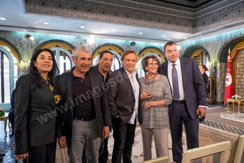 18 avril 2015 : Au palais présidentiel de Carthage, le président tunisien Béji Caïd Essebsi reçoit la délégation. Dans le cadre de la promotion de la Tunisie, la ministre française de la Culture Fleur Pelerin s'est rendue en Tunisie dans un voyage organisé par le ministère du tourisme avec une délégation de personnalités françaises et tunisiennes qui participent à la campagne de communication "La Tunisie, moi j'y vais".