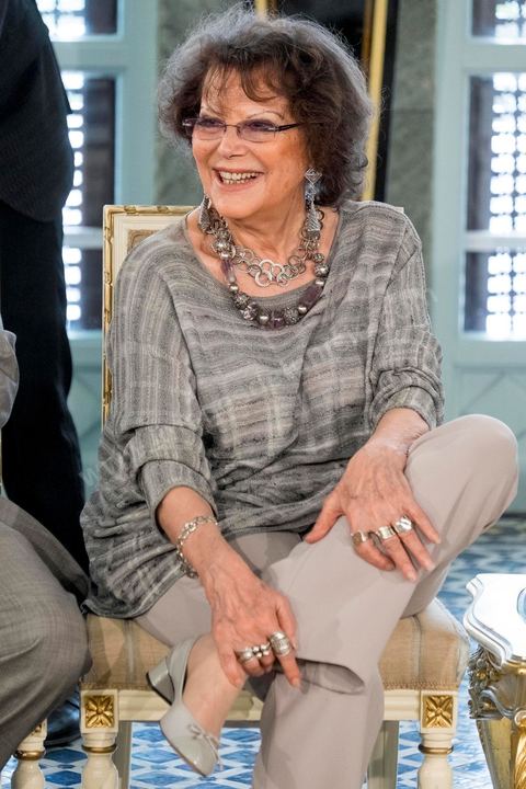 April 18, 2015: Claudia Cardinale at the Presidential Palace in Carthage; Tunisian President Béji Caïd Essebsi receives the delegation. As part of efforts to promote Tunisia, French Minister of Culture Fleur Pelerin traveled to Tunisia on a trip organized by the Ministry of Tourism, accompanied by a delegation of French and Tunisian dignitaries participating in the “Tunisia: I’m Going There” communications campaign.