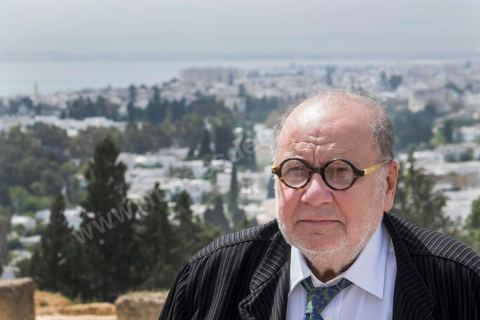 18 avril 2015 : Serge Moati en visite au musée archéologique de Carthage. Dans le cadre de la promotion de la Tunisie, la ministre française de la Culture Fleur Pelerin s'est rendue en Tunisie dans un voyage organisé par le ministère du tourisme avec une délégation de personnalités françaises et tunisiennes qui participent à la campagne de communication "La Tunisie, moi j'y vais".