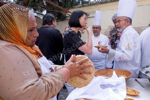 April 18, 2015: Fleur Pelerin Savored Tunisian Cuisine As part of efforts to promote Tunisia, French Minister of Culture Fleur Pelerin visited Tunisia on a trip organized by the Ministry of Tourism with a delegation of French and Tunisian dignitaries participating in the “Tunisia, I’m Going There” communications campaign.