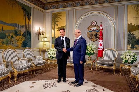 20 juillet 2015 : Rencontre au Palais présidentiel de Carthage entre Beji Caïd Essebsi, président de la république tunisienne et Nicolas Sarkozy accompagné d'une délégation du parti Les Républicains. Visite de Nicolas Sarkozy en Tunisie à titre de Président du Pparti Les Républicains.