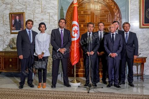 20 juillet 2015 : Point de presse suite à la rencontre au Palais présidentiel de Carthage entre Beji Caïd Essebsi, présidentd e la république tunisienne et Nicolas Sarkozy accompagné d'une délégation du parti Les Républicains. Visite de Nicolas Sarkozy en Tunisie à titre de Président du Pparti Les Républicains.