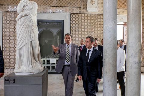 20 juillet 2015 : Viste des salles du musée du Bardo lieu de l'attaque terroriste du 18 mars. Visite de Nicolas Sarkozy en Tunisie à titre de Président du Pparti Les Républicains.