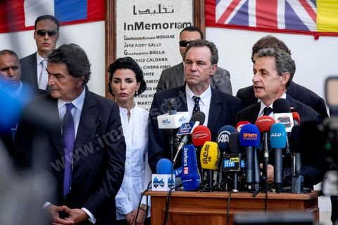 20 juillet 2015 : Point de presse devant le musée du Bardo de Nicolas Sarkozy. Visite de Nicolas Sarkozy en Tunisie à titre de Président du Pparti Les Républicains.