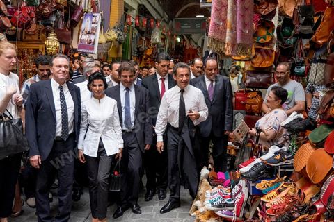 20 juillet 2015 : Visite de la medina de Tunis de Nicolas Sarkozy et de la délégation du parti Les Républicains. Visite de Nicolas Sarkozy en Tunisie à titre de Président du Pparti Les Républicains.