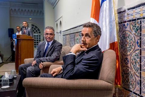 20 juillet 2015 : Rencontre politique entre le parti tunisien de Nidaa Tounes et le Parti Les Républicains. Visite de Nicolas Sarkozy en Tunisie à titre de Président du Pparti Les Républicains.