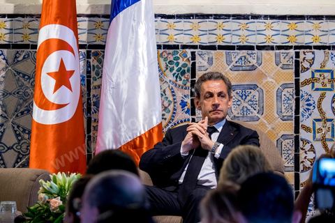 20 juillet 2015 : Rencontre politique entre le parti tunisien de Nidaa Tounes et le Parti Les Républicains. Visite de Nicolas Sarkozy en Tunisie à titre de Président du Pparti Les Républicains.