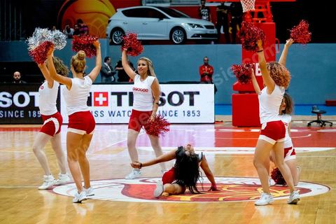 23 août 2015 : Le public du stade de Radès très chaud et fervent supporter de son équipe natioanle lors du dernier match de poule de la Tunisie contre le Nigéria lors de l'AfroBasket Tunisia 2015. Victoire de la Tunisie (70-59) et finie première de son groupe.