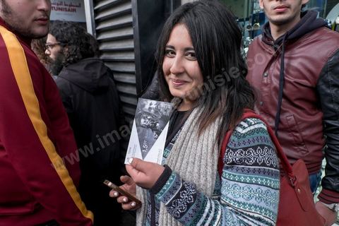 November 26, 2015: As part of the JCC (Carthage Film Festival), the Arab-African Film Festival in Tunis, the first screening in a Muslim country of the film “Much Loved” by Moroccan director Nabil Ayouch took place. Two days after the terrorist attack on a presidential police bus just a few hundred meters from the JCC movie theaters, the screening of “Much Loved” became a double challenge. JCC Director Brahim Eltaief and Nabil Ayouch were determined to keep the screening on the schedule, just as they did for the rest of the festival. The theater filled with more than a thousand film enthusiasts eager to meet Nabil Ayouch and see the Arabic-language premiere of this excellent film, which candidly yet masterfully portrays the reality of Moroccan sex workers. The screening was followed by a press conference.