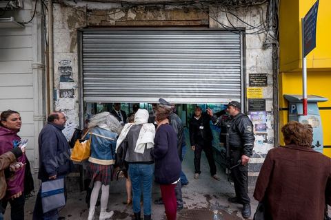 November 26, 2015: Security measures in front of the theater. As part of the JCC (Carthage Film Festival), the Arab-African Film Festival in Tunis, the film “Much Loved” by Moroccan director Nabil Ayouch had its first screening in a Muslim country. Two days after the terrorist attack on a presidential police bus just a few hundred meters from the JCC movie theaters, the screening of “Much Loved” became a double challenge. JCC Director Brahim Eltaief and Nabil Ayouch were determined to keep the screening on the schedule, just as they did for the rest of the festival. The theater filled with more than a thousand film enthusiasts eager to meet Nabil Ayouch and see the Arabic-language premiere of this excellent film, which depicts the reality of Moroccan sex workers in a raw yet highly skilled manner. The screening was followed by a press conference.