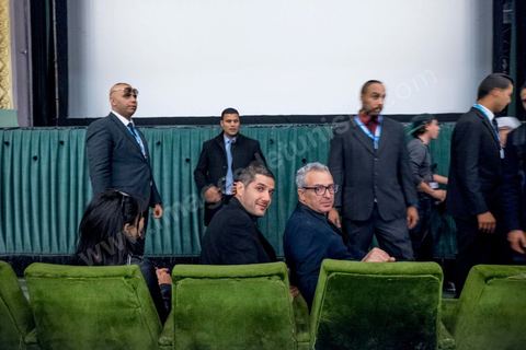 26 novembre 2015 : Brahim Eltaief et Nabil Ayouch. Dans le cadre des JCC, Journées Cinématographiques de Carthage, Festival du film arabo-africain, à Tunis, première projection dans un pays musulman du film "Much Loved" du réalisateur marocain Nabil Ayouch. Deux jours après l'attentat terroriste contre un bus de la police présidentiel à quelques centaines de mètres des salles de cinéma des JCC, la projection de "Much Loved" devenait un double défi. Le directeur des JCC Brahim Eltaief et Nabil Ayouch ont tenu à maintenir sa programmation comme l'ensemble de celle du fetsival. La salle se remplit de plus d'un millier de cinéphiles pour rencontrer Nabil Ayouch et voir en avant première arabe l'excellent film qui expose cruement mais avec grand talent la réalité des prostitués marocaines. La projection fut suivie d'une conférence de presse.