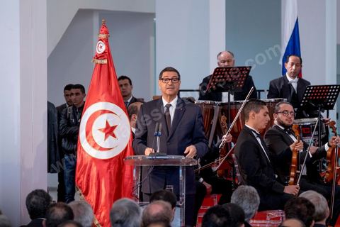 18 mars 2016 : Discours de Habib Essid, Premier Ministre tunisien, un an après l'attentat, la Tunisie organise un grand événement avec la commémoration de l'attentat du Bardo qui a fait 21 victimes étangères et une victime tunisienne. La cérémonie qui s'est déroulée dans le hall du musée avec la présence du premier ministre tunisien, Habib Essid, des ministres tunisiens mais aussi Jean-Marc Ayrault, Ministre des Affaires Etrangères français.