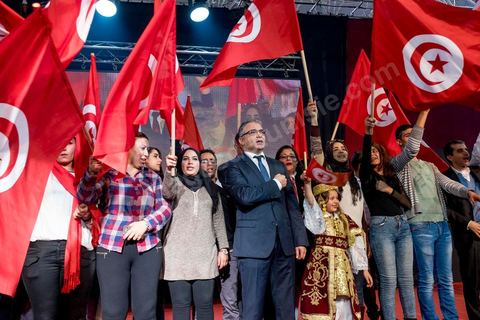 20 mars 2016 : premier grand meetingorganisé par les fondateurs du mouvement "Machrou3 Tounes" dirigé par Mohsen Marzouk. A la coupole d'El Menzah, annoce officielle du nouveau parti, présentation de son logo, une clef, et du communiqué fondateur. Le meeting se termine par un long discours de son leader Mohsen Marzouk, ex Nidaa Tounes. Il a indiqué que le mouvement Projet de la Tunisie ne refera pas les mêmes erreurs que celles commises par Nidaa Tounes.