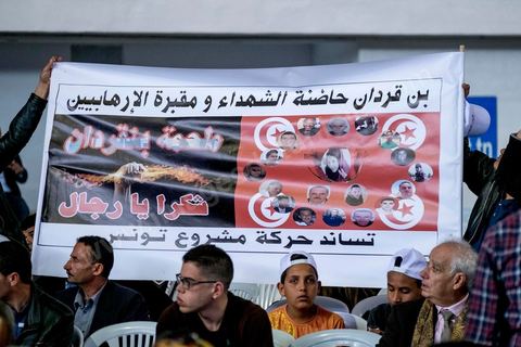 20 mars 2016 : premier grand meetingorganisé par les fondateurs du mouvement "Machrou3 Tounes" dirigé par Mohsen Marzouk. A la coupole d'El Menzah, annoce officielle du nouveau parti, présentation de son logo, une clef, et du communiqué fondateur. Le meeting se termine par un long discours de son leader Mohsen Marzouk, ex Nidaa Tounes. Il a indiqué que le mouvement Projet de la Tunisie ne refera pas les mêmes erreurs que celles commises par Nidaa Tounes.