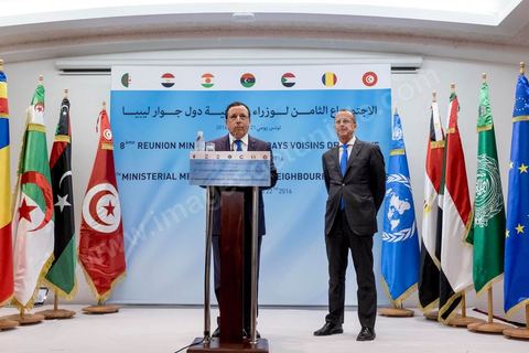 March 22, 2016: Press conference by Tunisian Foreign Minister Khemaies Jhinaoui and the United Nations Secretary-General’s Special Envoy for Libya, Martin Kobler, following two days of deliberations at the 8th Ministerial Meeting of Libya’s Neighboring Countries in Tunis. Mr. Jhinaoui emphasized that the control of certain regions of Libya by terrorist organizations was a source of “extreme concern.” It is therefore imperative to “accelerate” the Presidential Council of the Government of National Accord taking office so that it can begin its mission to combat terrorism, he added. For his part, Kobler assessed that the political process in Libya was “precarious” because some members of parliament had abstained from voting on the Government of National Accord, in addition to statements by certain parties regarding their intention to prevent this government from entering the capital to assume office.