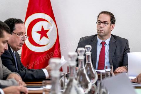 7 novembre 2016 : Réunion ministérielle restreinte pour la préparation de la conférence internationale des investisseurs à la fin du mois de novembre à Tunis. interview avec le Premier Ministre tunisien Youssef Chahed, au siège du gouvernement de la Kasbah.
