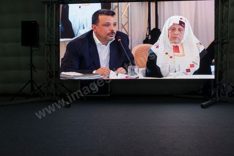 Auditions publiques de l'Instance Vérité Dignité, 18 novembre 2016. Le frère et la mère de Fayçal Baraket, militant d'Ennahdha, mort sous la torture en octobre 1991.